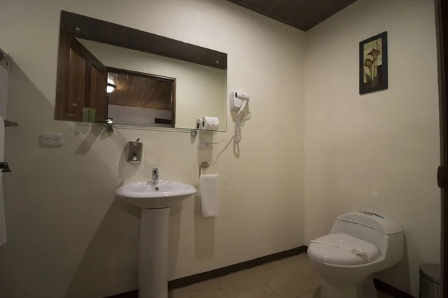 غرفة قياسية بسرير كوين، Tirimbina Rainforest Lodge 2/3