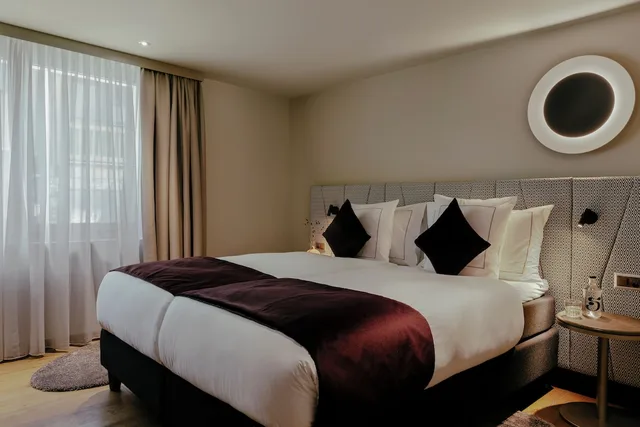 شقة عائلية بسرير كوين مع أريكة في الطابق الأرضي، Schlosshotel Zermatt 1/3