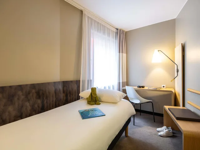 Sweet, Triple، Hotel ibis Brussels City Centre 3/9