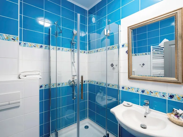 غرفة كلاسيكية بسرير مزدوج، Mercure Medias Binderbubi Hotel And Spa 2/2