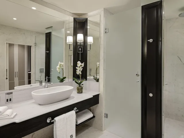 Fairmont, 2 Double Beds، Fairmont Windsor Park 9/10