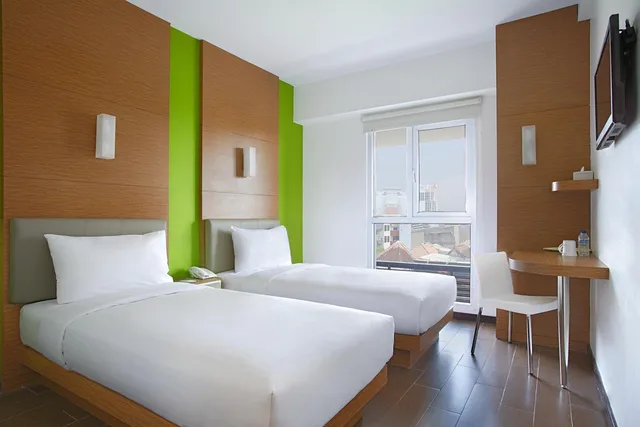 Smart Room Hollywood, Hotel Amaris Embong Malang 6/7