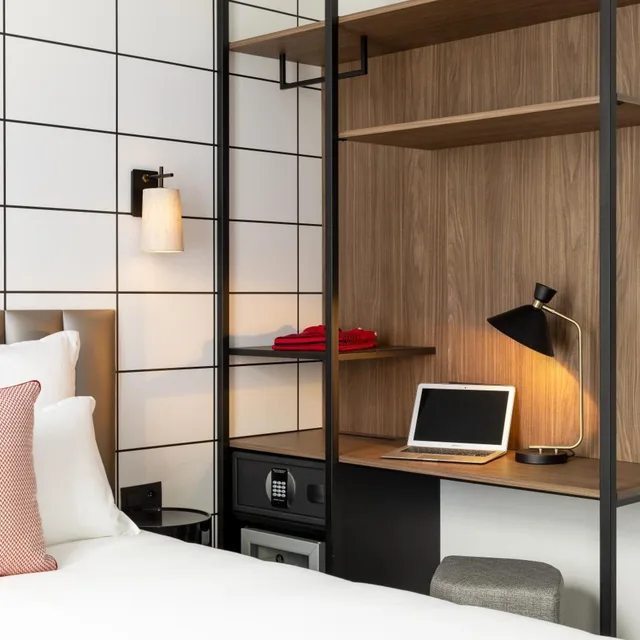 Medium, Double or Twin Bed، Hotel Moderniste 4/6