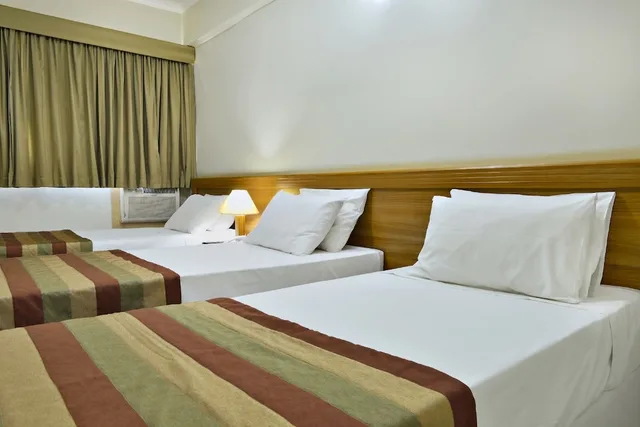 غرفة تنفيذية ثلاثية بثلاثة أسرّة، Hotel Dan Inn Express Ribeirao Preto by Nacional Inn 1/10