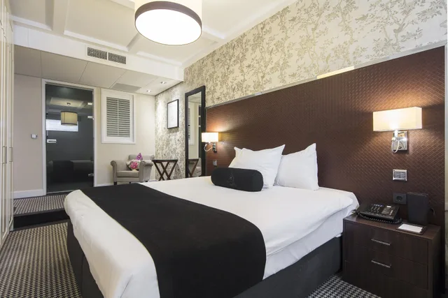 Semi Basement, Triple, Partial View، Notting Hill 2/3