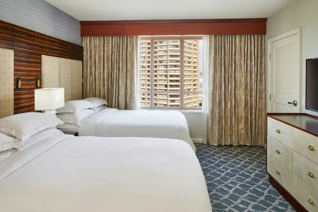 غرفة بسرير كينج بغرفة نوم واحدة لذوي الإعاقة، Grand Waikikian By Hilton Grand Vacations 2/3