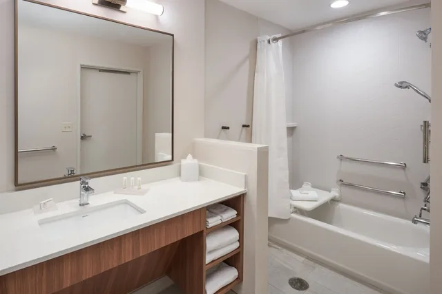 غرفة قياسية بسريرين كوين، Fairfield Inn & Suites by Marriott West Palm Beach 4/5