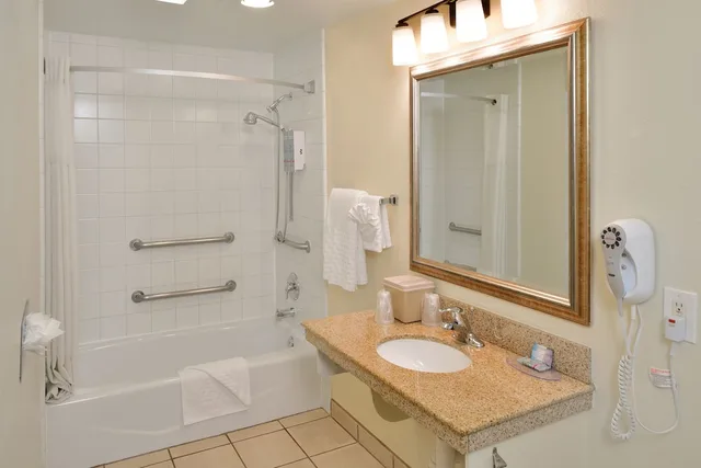 غرفة مفردة بسرير كينج لذوي الإعاقة، Lamplighter Inn Suites At Sdsu 5/6
