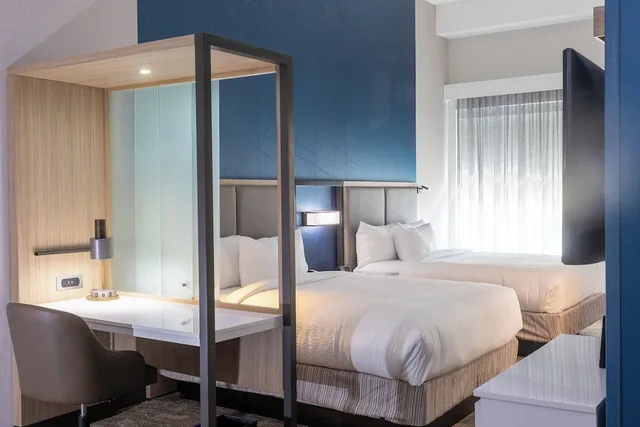 جناح بسريرين كوين مع سرير سحّاب إضافي لذوي الإعاقة، SpringHill Suites by Marriott Slidell 2/3