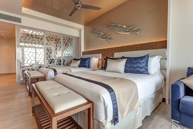 Junior Suite, Luxury, Ocean Front، Royalton CHIC Cancun, An Autograph Collection (ex Royalton Cancun) 3/10