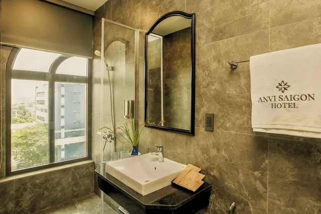 غرفة تنفيذية ثلاثية بسرير مزدوج وسرير فردي، Anvi Saigon Boutique Hotel 8/8