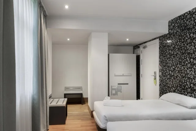غرفة ثلاثية، Petit Palace Plaza Mayor 1/3