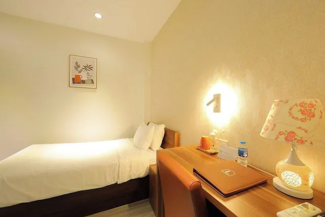غرفة ديلوكس مفردة بسرير كوين، Lanura Apartments and Hotel 1/3