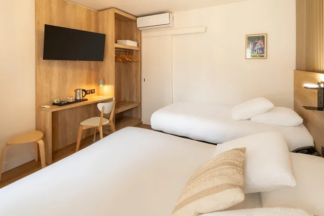 غرفة قياسية بسرير مزدوج وسرير فردي في الطابق الأرضي، Sure Hotel by Best Western Mont-de-Marsan 6/10