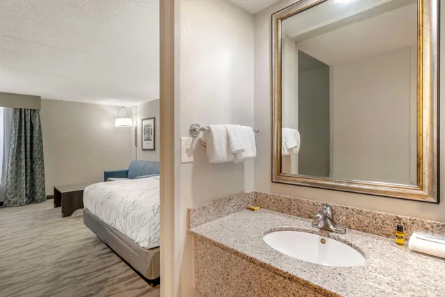 غرفة بسرير كينج، Best Western Plus Knoxville Cedar Bluff 4/5