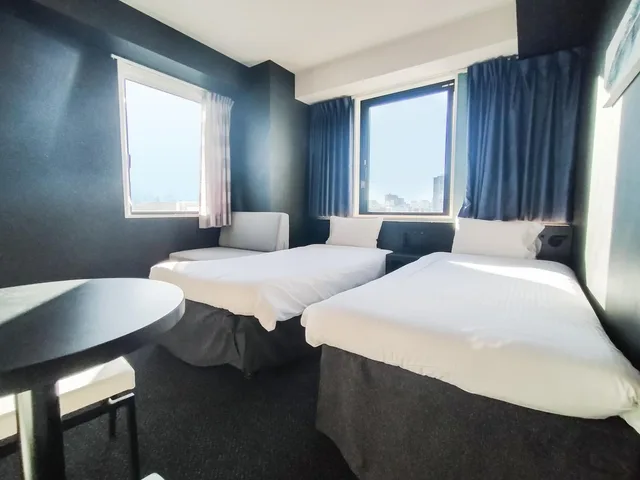 غرفة بسريرين منفصلين مع سرير إضافي، Henn na Hotel Tokyo Asakusabashi 3/6