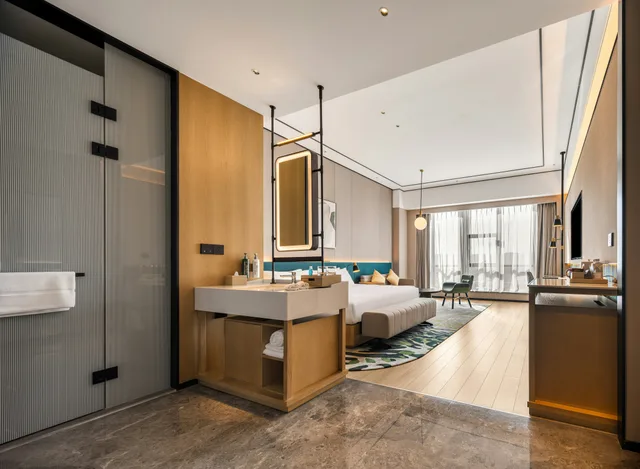 Deluxe, King Bed, Hilton Garden Inn Fenyang Yulongwan 6/6
