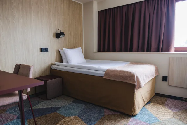 Compact, Single، Quality Hotel Royal Corner 3/18