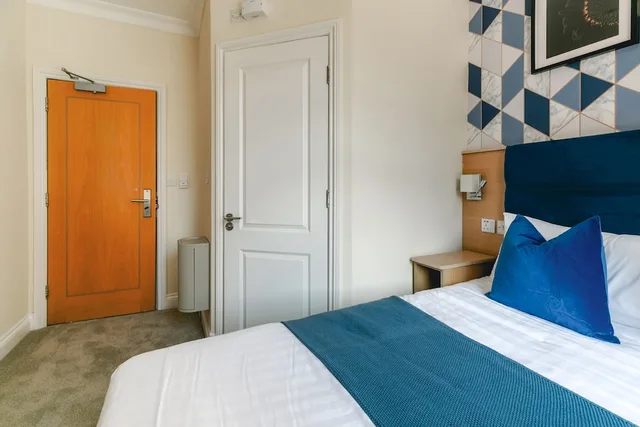 غرفة بسرير مزدوج، Mina House 1/10