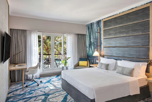 غرفة كلاسيكية بسرير كينج، Le Suffren Hotel and Marina 1/5