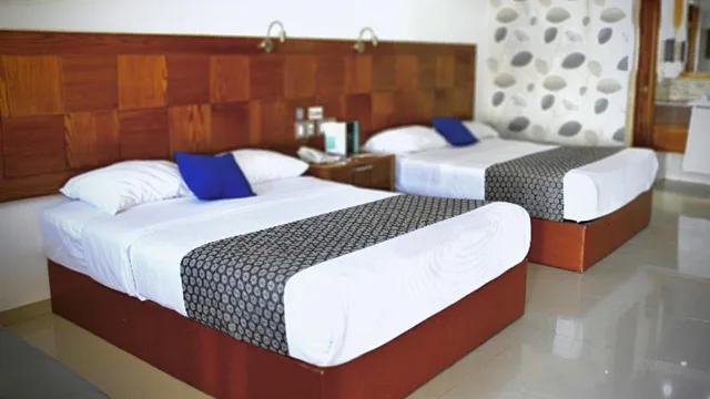 غرفة ديلوكس بسريرين منفصلين، Hotel Maioris Guadalajara 4/6