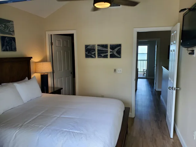 Town House, 2 Queen Beds, Sofa، Village at Hawks Cay Villas by KeysCaribbean 1/10