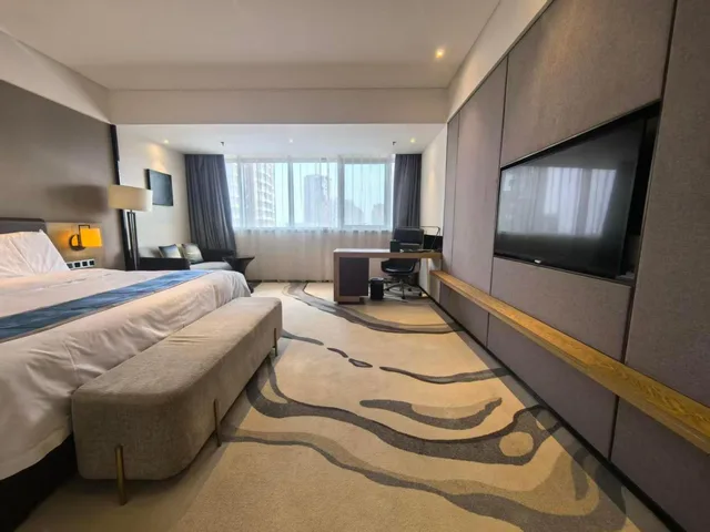 Deluxe, King Bed, Garden Side، Mercure Panjin 2/7