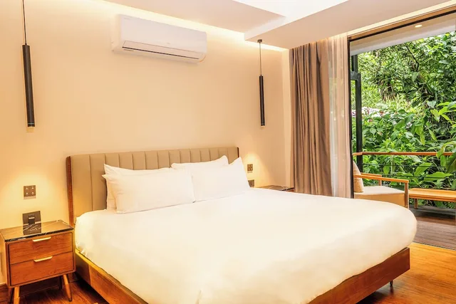 Spa, Deluxe, King Bed، Tifakara Boutique Hotel 2/7