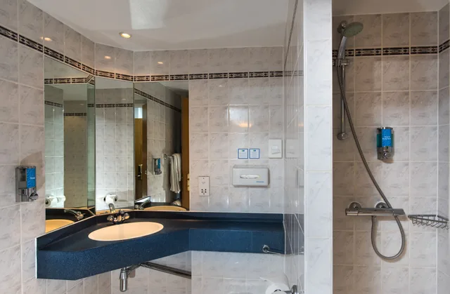 غرفة قياسية بسرير مزدوج مع أريكة، Holiday Inn Express Leeds City Centre 6/6