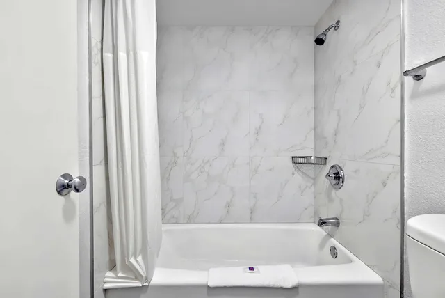 غرفة قياسية بسرير كينج، Motel6 Plano, TX - Plano Northeast 7/7