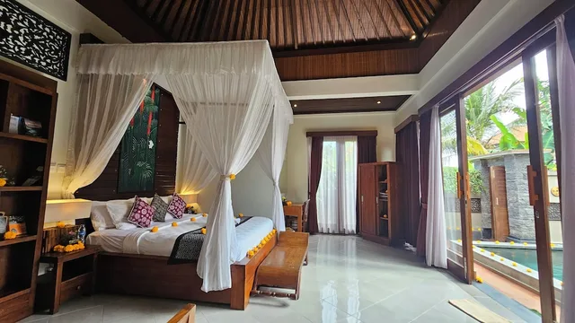 فيلا بسرير كينج بغرفة نوم واحدة بمسبح خاص، Ubud Paradise Villa 6/10