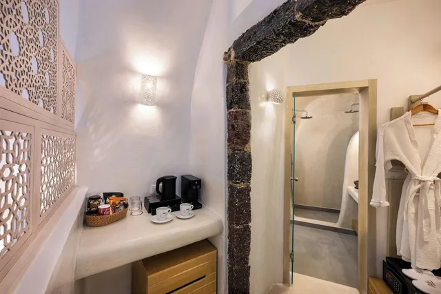 Cozy, Suite, Shared Balcony, Shared Bathroom, Hot Tub، Aperto Suites - Adults Only 3/4
