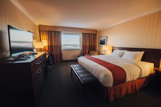 غرفة سوبيريور بسرير كينج، The Explorer Hotel 1/4