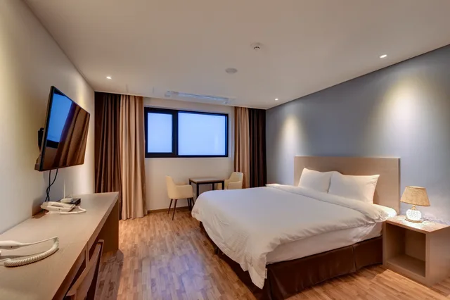 غرفة بسرير مزدوج بإطلالة على البحر، Sea & Moon Tourist Hotel 1/2