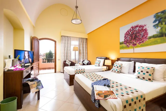 غرفة بريميوم ثلاثية بسرير مزدوج، Three Corners Rihana Resort 1/1