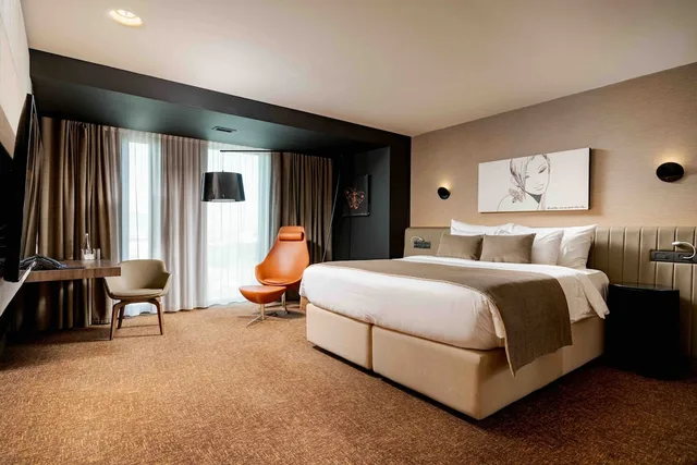 غرفة بزنس بسرير كوين، Kronwell Brasov Hotel 6/10