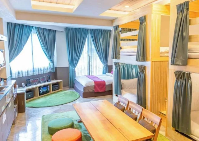غرفة عائلية بسرير كوين وأسرّة بطابقين، Hotel Pasela Living 5/7