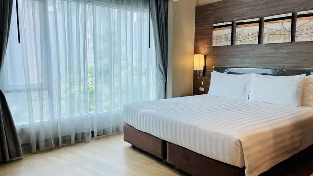 غرفة قياسية بسرير مزدوج، Citrus Sukhumvit 11 by Compass Hospitality 2/2