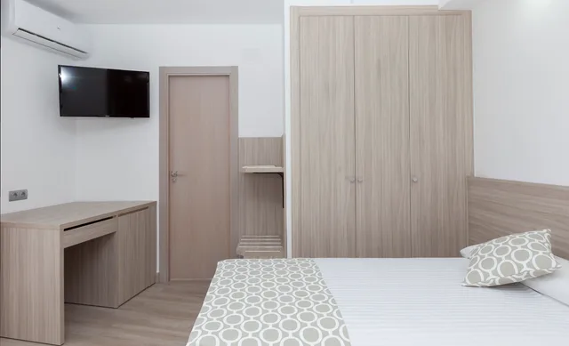 Standard, Double Bed, Olympia Hotel Ronda II 6/9