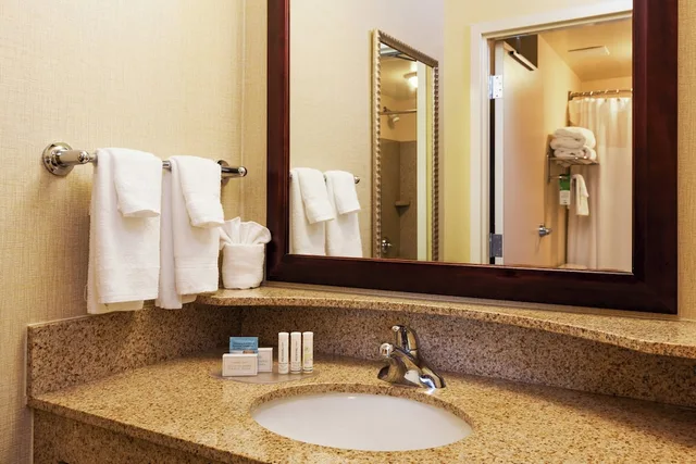 استوديو بسريرين كوين مع أريكة، SpringHill Suites Charlotte Lake Norman/Mooresville 5/9