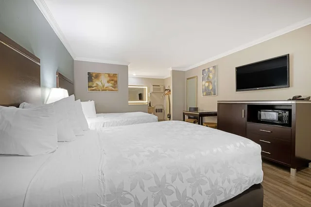 غرفة قياسية بسريرين مزدوجين، Best Western Courtesy Inn - Anaheim Park Hotel 4/10