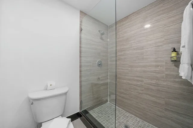 Classic, Double Bed, Riviera Suites South Beach 4/5