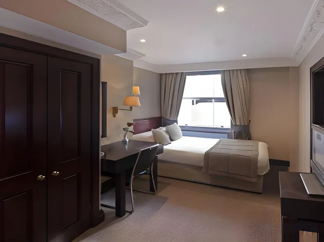 غرفة سوبيريور مفردة بسرير مزدوج، Grange Clarendon Hotel 1/1
