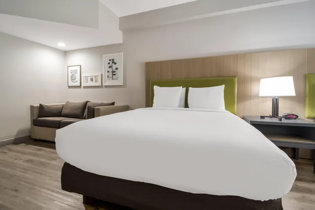 جناح بسريرين كوين، Country Inn and Suites By Radisson Goldsboro Nc 1/3