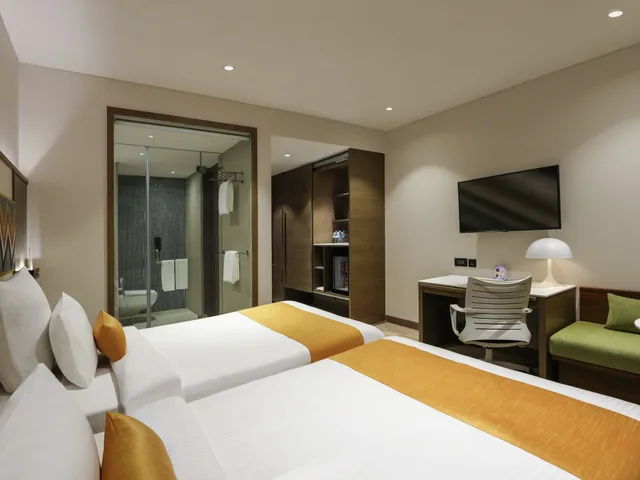 غرفة تنفيذية بسريرين منفصلين، Novotel Guwahati GS Road 4/10