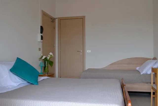غرفة قياسية ثلاثية، SPORTUR CLUB HOTEL 2/7
