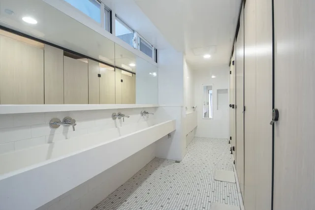 Female Dorm, Female Only, Standard, 3 Beds, Shared Bathroom، Flip Flop Hostel 5/9