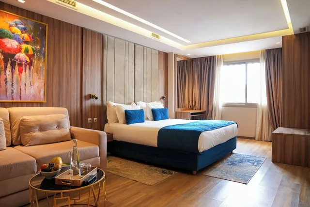 Junior Suite, King Bed, Sofa, Kitchenette, First Suites Hotel 1/3