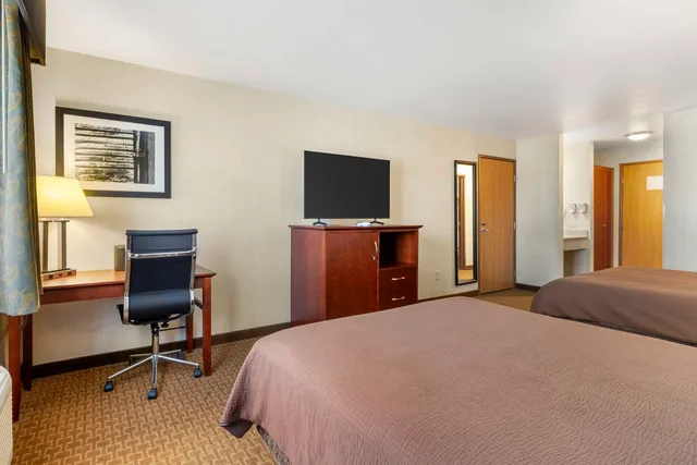 غرفة بسريرين كوين، Best Western Wittenberg Inn 3/5
