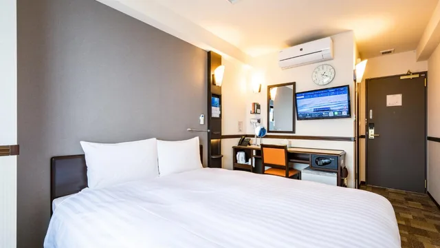 غرفة بسرير كوين للمدخنين، Toyoko Inn Shin-osaka Higashi-mikuni Ekimae 1/6